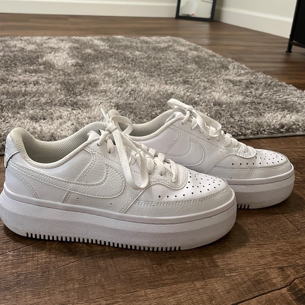 White Nike Court Vision Alta